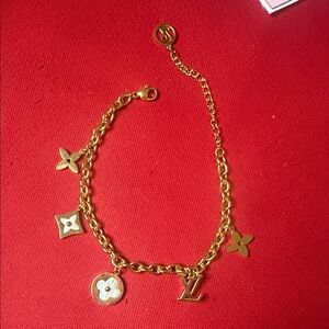 18k Gold plated stainless steel waterproof with White Charm Bracelet